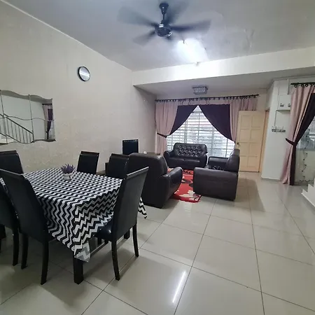 House Of 31 Villa Sitiawan Exterior photo